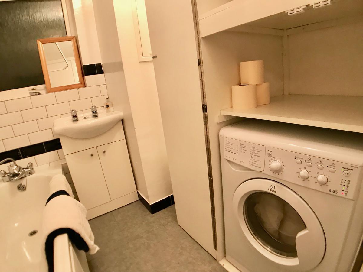 Central Apartment 5 Mins Putney Tube Station Λονδίνο Εξωτερικό φωτογραφία